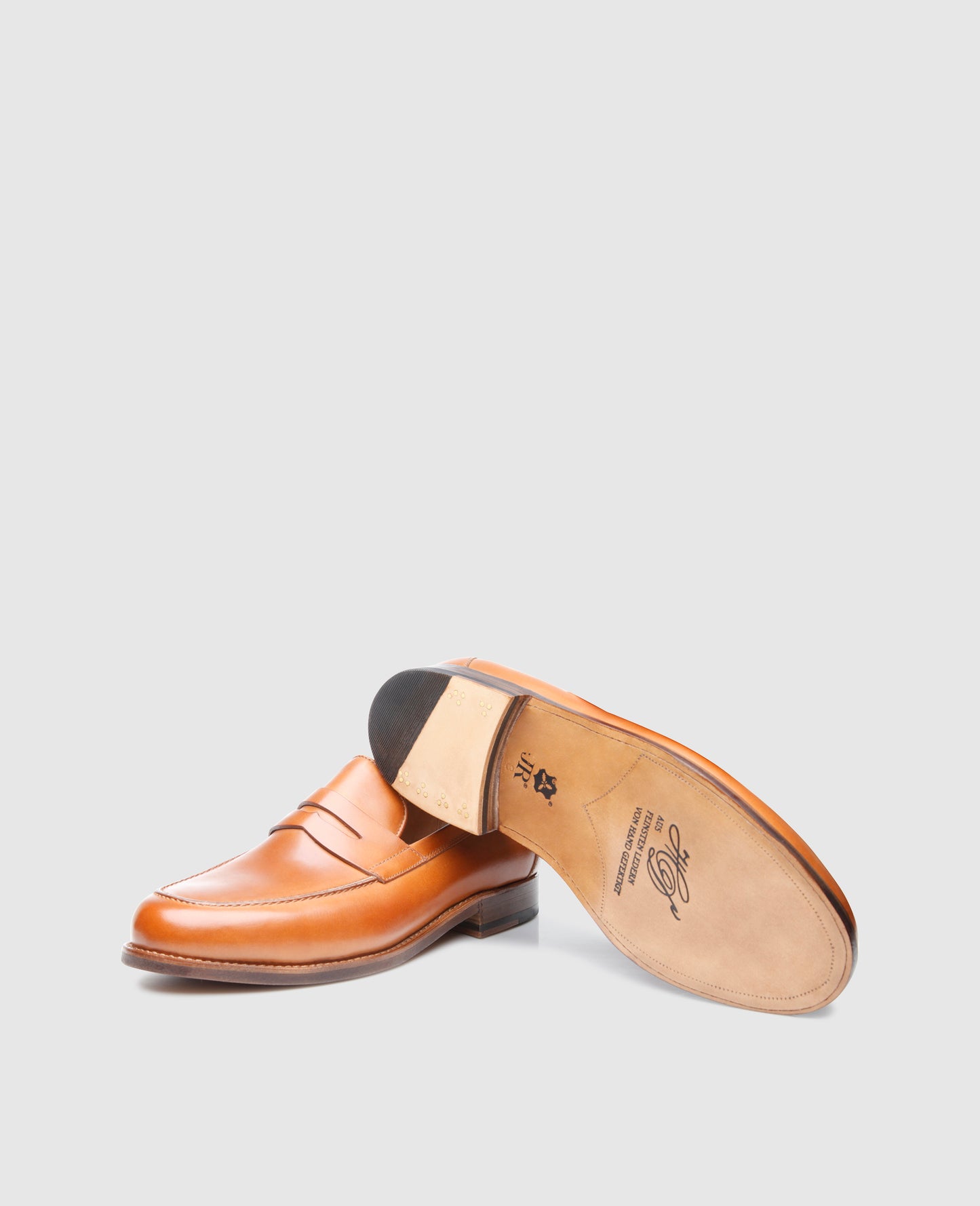 Wien Plain AC - Nut